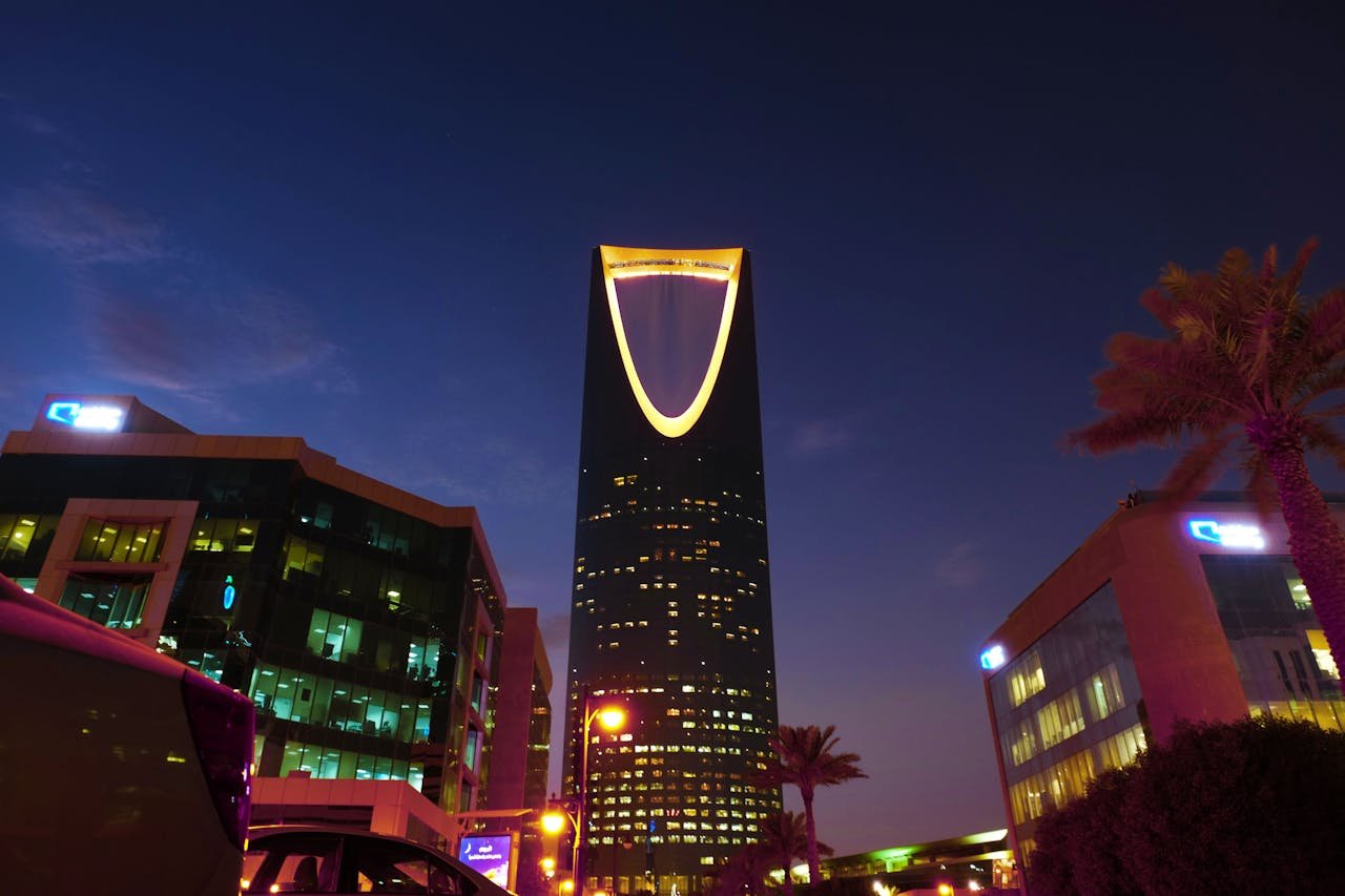 Riyadh Kingdom Centre image 1